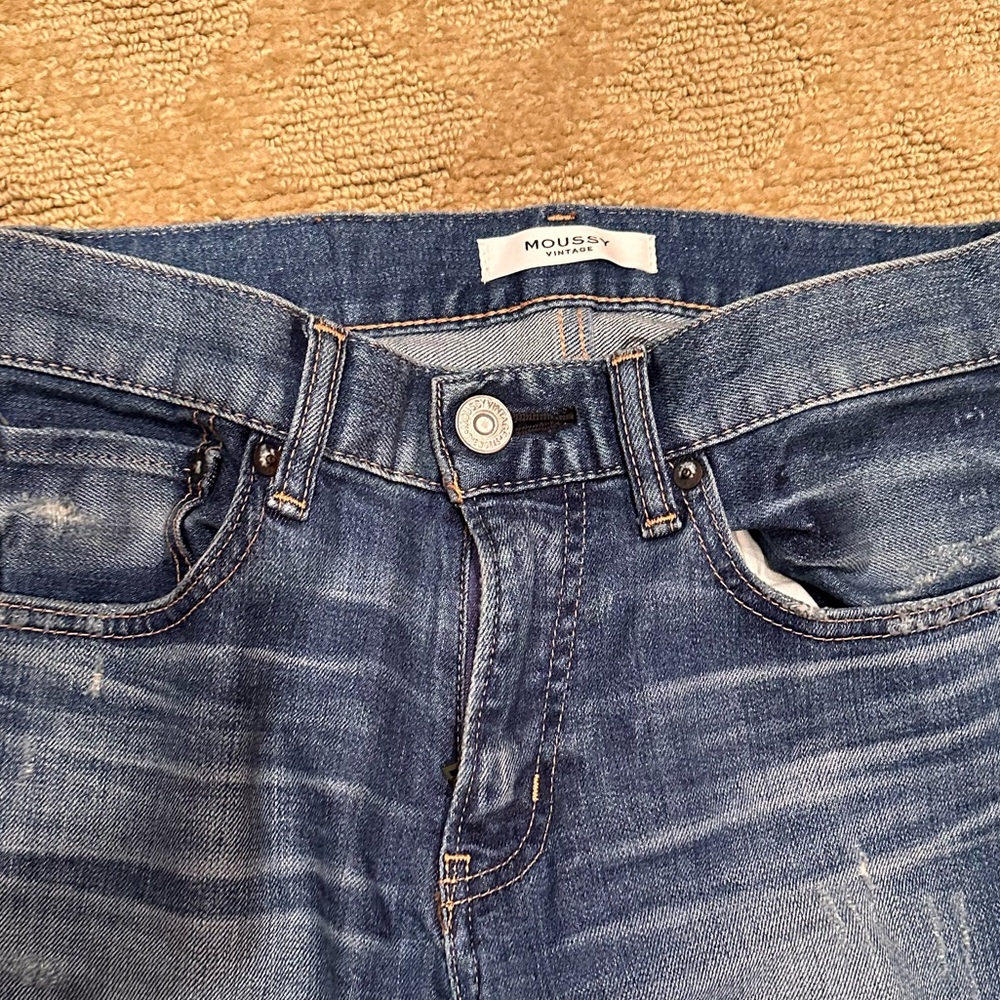 Moussy Ripped Jeans - Picture 3 of 6